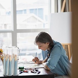 Sknrlko 4 Piece Extendable Plastic Paint Brush Case Clear Long Paint Brush Holder Tube Storage Pencil Container