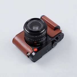 SIUTATDSH Camera Half Case for Leica Q2, Vintage Metal Genuine Leather Camera Protective Cases Stylish Portable Shockproof (Coffee)