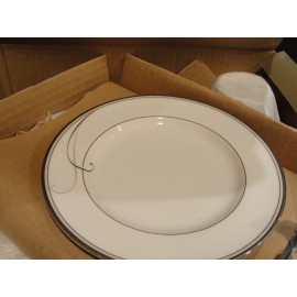 NORITAKE PLATINUM WAVE 1 - 5 PLACE SETTING NEW
