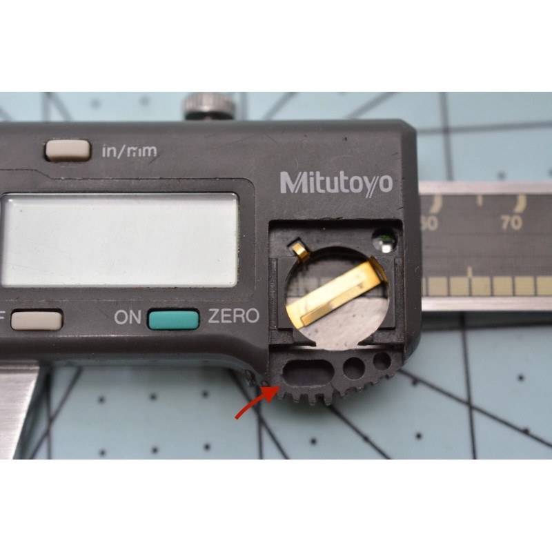Mitutoyo 500-133 CD-6"B Battery Lid Set + 2 Thumb Roller
