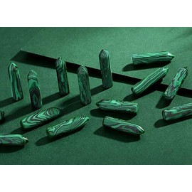 GUJOXILA GUJOXILA 10PCS Malachit Edelsteine Kristalle Sets Heilung Kristall Stein Kristalls?ule Trme Hexagonal Punkt St?beMeditation Energie Bulk Sechseckige Punkte Reiki Palmenstein