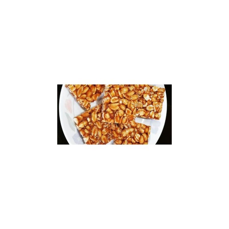 Saras Peanut Chikki | Traditional Indian Sweet Candy | 200g