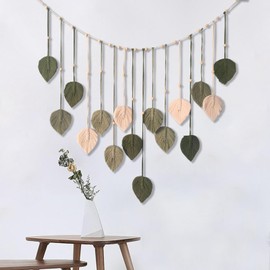 Mincloss Macrame Wall Hanging Tapestry Boho Decorative Wall Macrame Tapestry with Wooden Beads and Leaf Design, Handmade Tapestry Wall Hanging Decoration for Bedroom, Living Room, Children's Room