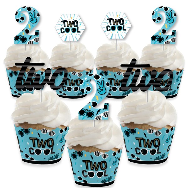 Big Dot of Happiness Two Cool - Niño - Decoración para cupcakes - Juego de 24 envoltorios para cupcakes de fiesta de cumpleaños azul