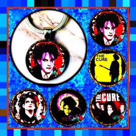 THE CURE ROBERT SMITH  LOVE SICK FIVE KEYCHAINS CONCERT GOODS 🤘