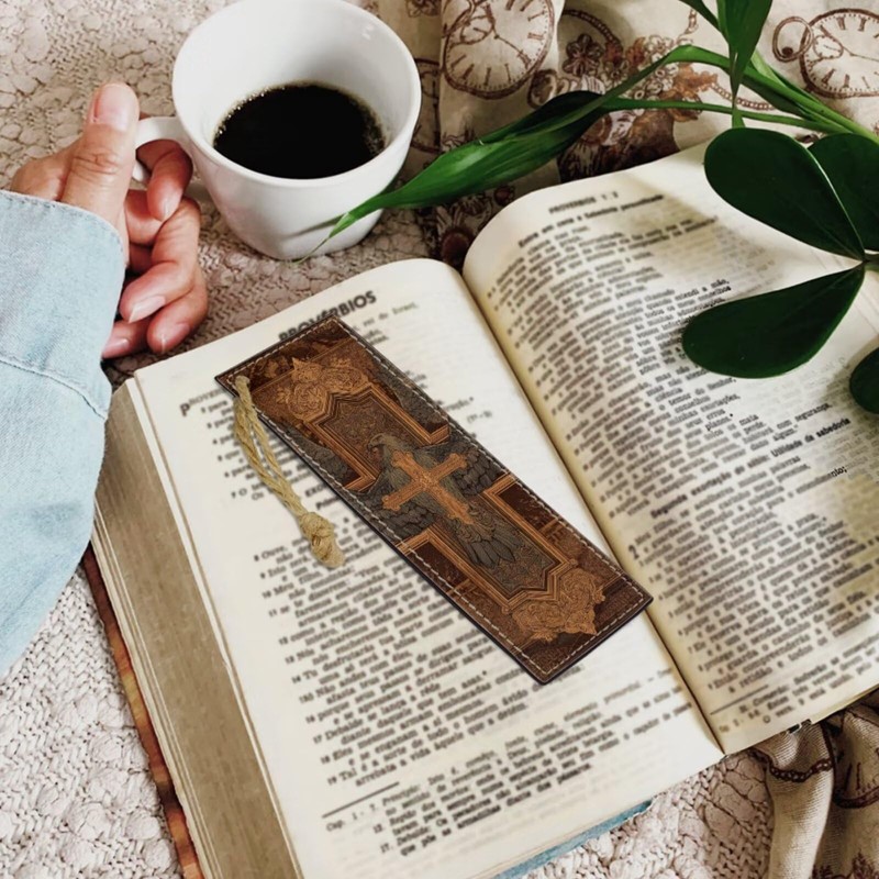 Chicprint Vintage Sacred Cross Eagle Bible Bag with Bookmark Pu