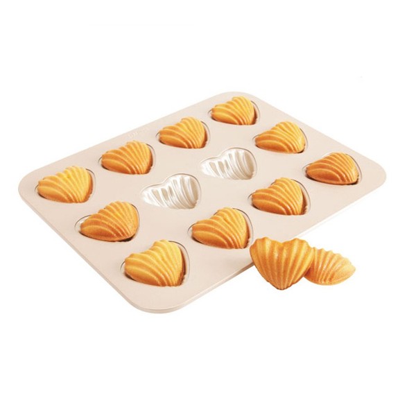 CAN_Deal Non Stick Japanese Sweet Heart Style 12 Cavity Madeleine