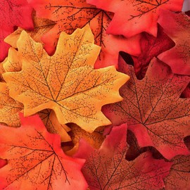 Yarssir 200PCS Fall Artificial Maple Leaves Decorations - Thanksgiving Autumn Leaf Wedding Party Table Decor