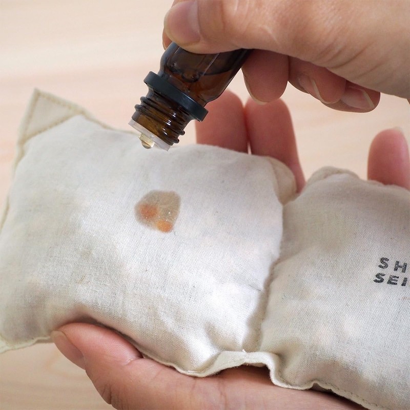 Forest Lifestyle Hinoki Chip Eye Pillow in Box with Hinoki