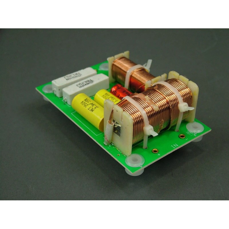 Universal 2 Way Crossover 500 Watt High Power 6 or