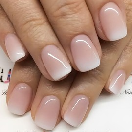 24Pcs Short Press on Nails Square Fake Nails Ombre Acrylic Nails Press on Full Cover Glossy Stick on Nails Nude Pink False Nails with Glue White French Tip Glue on Nails for Women Nail Art Decoration