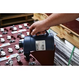 Heavy Duty Battery Filler With Auto Shut And Drip-Free Valve | 2-Quart Capacity Fast And Extra Safe. Battery Filler Bottle For Golf Cart And Automotive Tools. Avoid The Mess When Serving Your Units