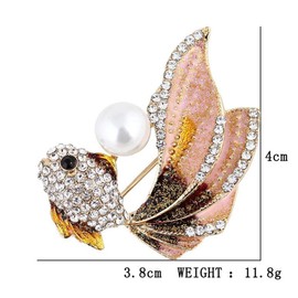 Goldfish Brooch Pearl Fish Lapel Pin Crystal Rhinestone Vintage Lapel Pin for Clothing Jewelry Backpack Hat Decoration Pin Badge