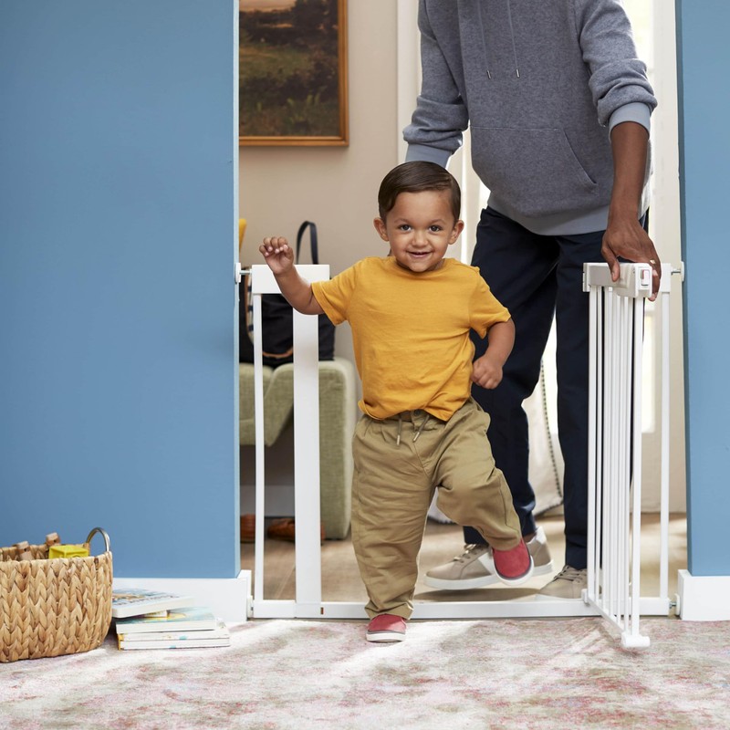 Safety 1st Built-to-Explore Pressure-Check Gate with SecureTech, White