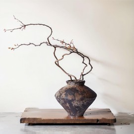 Wabi Sabi Rusty Vintage Vase, 6.3" Tall Wabi Sabi Decor Rustic Farmhouse Pottery Vase for Centerpiece, Textured Pottery Flower Vases for Home Decorative, Table, Living Room, Bedroom, Bathroom, Kitchen