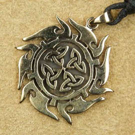 Celtic Sun Bronze Pendant Necklace Jewellery, incl black cotton sting, Pendant total length: 4cm