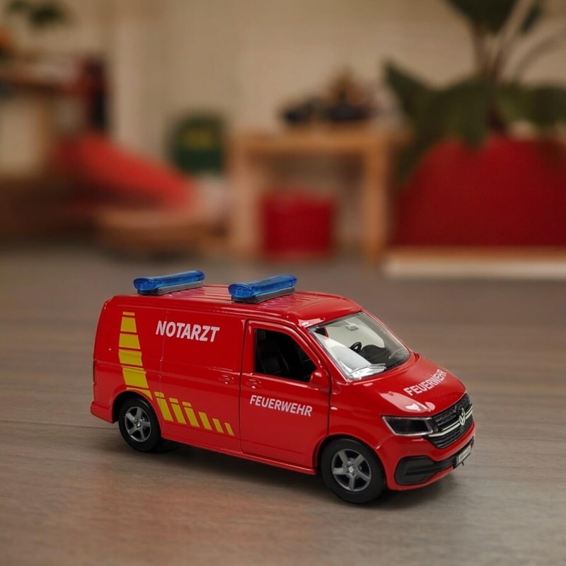 Kids Globe VW Transporter Fire Brigade with Trailer DE Die