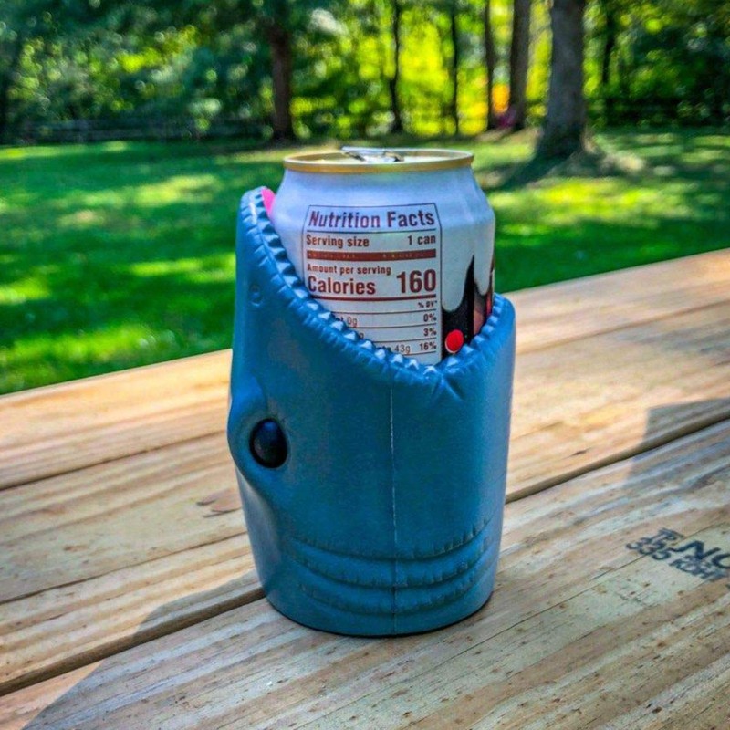 Man I Love Fishing Shark Bite Can Coolie (1)