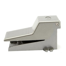 Foot Pedal Valve, G1/4 3 Way 2 Position Foot Press Control, Pneumatic Control Valve, Manual Control Switch, Air Pneumatic Pedal Valve Switch, Foot Pedal Direct Controls