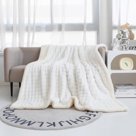 UKELER Sherpa Fleece Blanket 60 × 80 inch, Ultra Soft Twin Size Throw Blanket for All Season, 540 GSM Cozy Plush 3D Bubble Throw Blanket for Bed Couch Sofa Office Camping, White