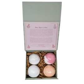 Mom Bomb Bath Bomb Collection Gift Set (4) with (1) Candy Cane, (1) Sparkling Snow, (1) Christmas Cookie, & (1) Holiday Spice Plant Based Fragrances - Made in The USA