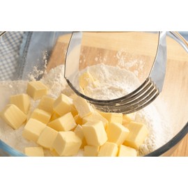 Mrs. Anderson's Baking Pastry Cutter and Dough Blender, 5-Blade, Stainless Steel