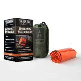 Titan Survival 's Saco de dormir de emergencia extra grueso de Mylar / Bivy térmico | Seguridad naranja | PE, 36 x 78 pulgadas