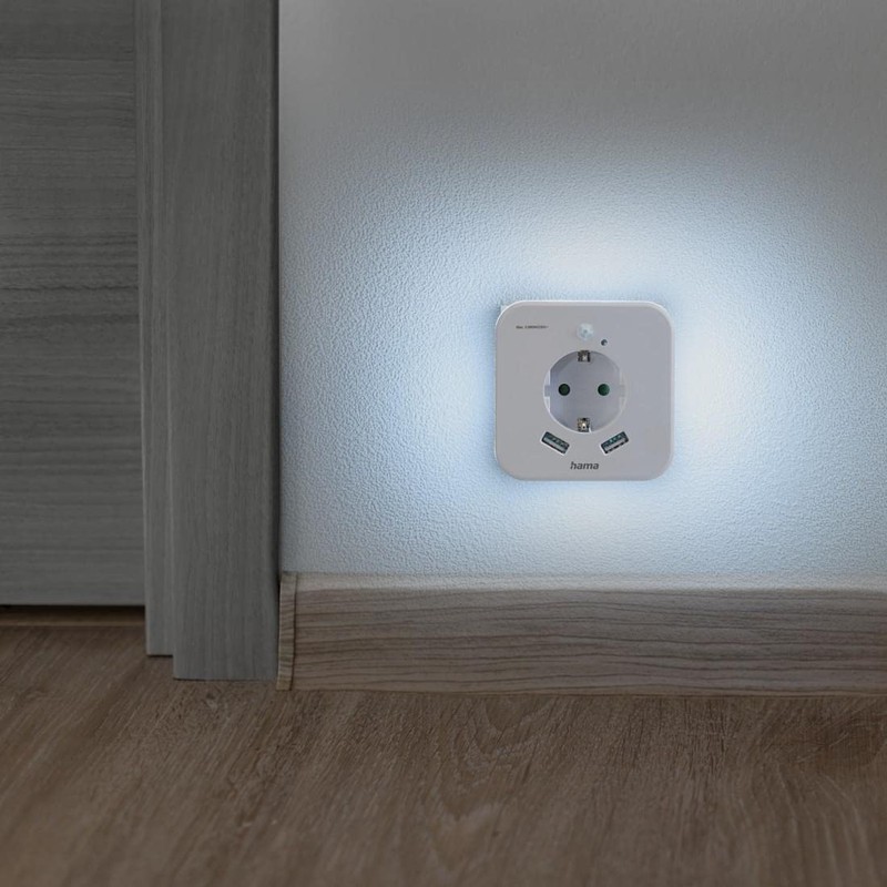 Hama LED Night Light with Socket, 2 USB A Outputs,