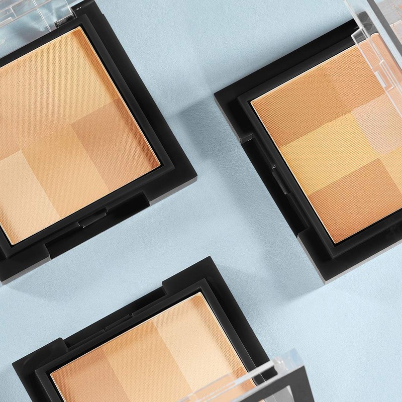 Manhattan Wake Up Radiance Finishing Powder - Colour 002 Honey