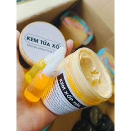 Kem Tua Xốp Dưỡng Trắng Da Free 1 Serum Body Moisturizer