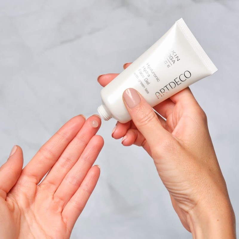 ARTDECO Hyaluronic Hydra Face Gel with Green Tea - 24
