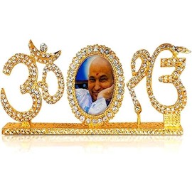 GURU JI Swaroop Brass Stonework Idol with Golden Studded Om & ek onkar for Car Dashboard,Pooja Room,Home Decor,Office and Gifting (Image May Be Vary)
