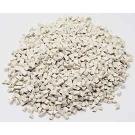 1 Kg Off-White Tetrahedron Ceramic Vibratory Tumbler Tumbling Media Jewelry Making Metal Finishing Polishing