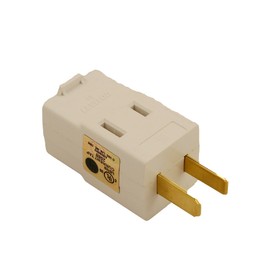 Leviton 531-W 15 Amp, 125 Volt, Triple outlet cube adapter, White