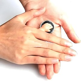 Magic Coin Disappearing Trick Set, Close-Up Magic Show Props and Accessories, Stylish and Popular Joke Magic Coins Disappear Gimmicks