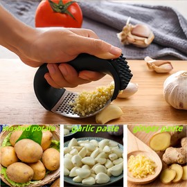 Garlic Press，Garlic Mincer，Garlic Press Stainless Steel，Manual garlic grinder，Garlic Mincer Tool，Crushing Garlic Kitchen Gadgets，With Cleaning Brush (1 Black)