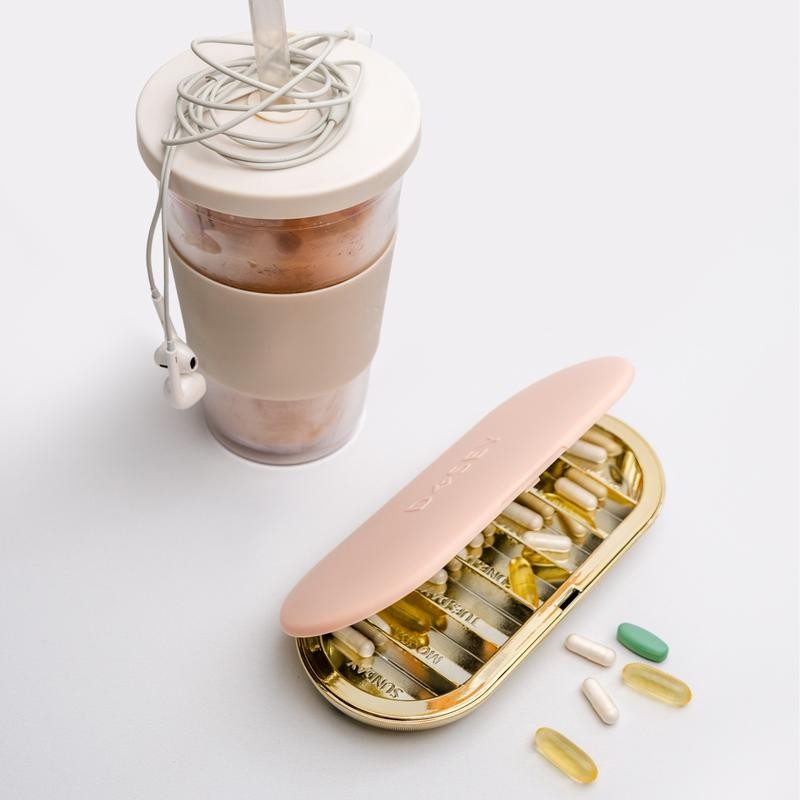 7-Day Pill Compact Weekly Medication Organizer for Travel - Lightweight