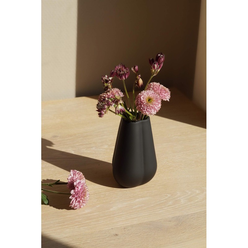 Cooee Design Clover 11cm Black Ceramic Vase 7 cm
