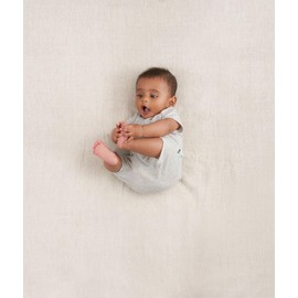 ergoPouch Organic Cotton Short Sleeve Layers, 0.2 TOG, for Babies 6-12 Months, Grey Marle