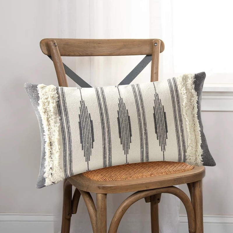 MOCOFO 45x45cm / 30x50cm 2 Pieces Decorative Boho Pillowcase Tufted