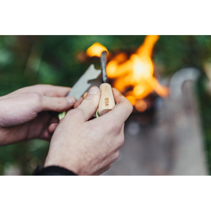 WIKA Fire Steel, Fire Starter with Waterproof Aluminium Tinder Box,