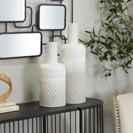 Studio 350 White Metal Decorative Vase (Set of 2)