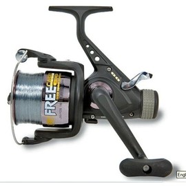 carp runner fishing reel with fishing line