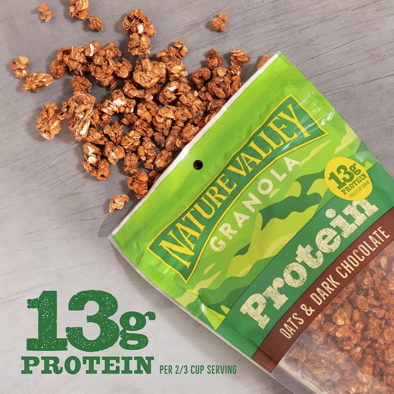 Nature Valley Protein Granola, Oats and Dark Chocolate Granola, Resealable