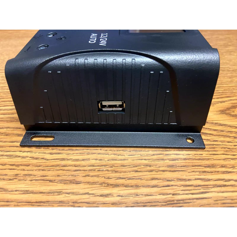 RoHS HP2440-B Series 12V/24V 40amp Solar Smart Charge Controller