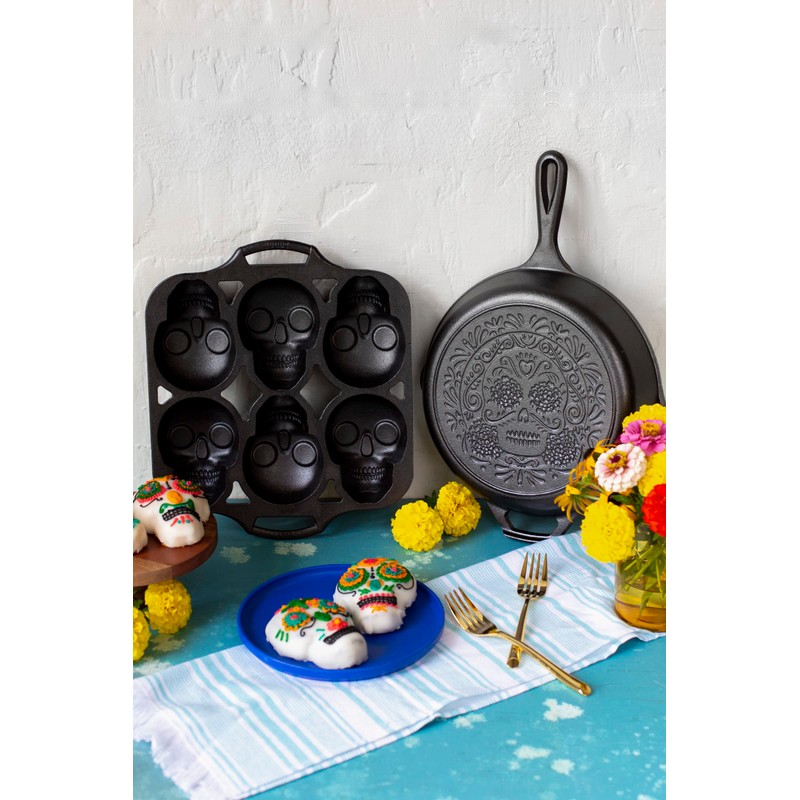 Lodge Seasoned Cast Iron Sugar Skull Skillet, 10.25 Inch