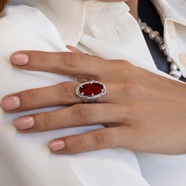 925 Sterling Silver Ring with Oval Shaped Cubic Zirconia - Floral Vintage Design - Hypoallergenic, Nickel & Lead-free - Artisan Handcrafted Designer Collection - Garnet