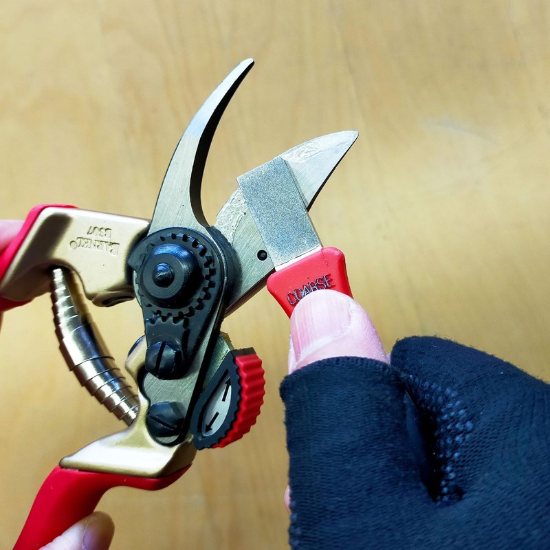 Barnel B307CS 7-1/4-Inch Ergonomic High Tech Collection Series Bypass Garden