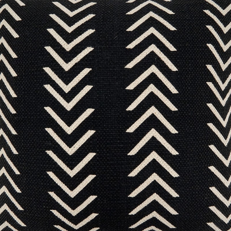 SARO LIFESTYLE Chevron Design Pillow Cover, Black, 18"