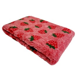 WOOF AND PUP | Non Slip Vet Bedding | Strawberry Pattern | Machine Washable | UK Manufactured | Non-slip | Dog Bed | Whelping | Vet Bed | Strawberries (Pink, 50cm x 75cm (20" x 30"))